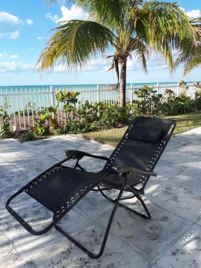 Hotel Secluded And Modern Beachfront House Nassau Exterior foto